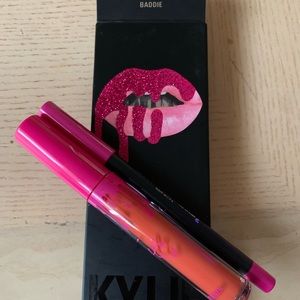 Kylie Cosmetics Makeup - BADDIE | MATTE LIP KIT Kylie Cosmetics Makeup - BADDIE | MATTE LIP KIT